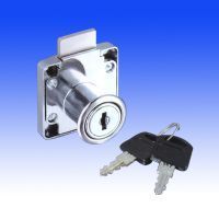 美力高五金制品廠-高要市金利鎮星西工業區-專業生產抽屜鎖、側面鎖、正面鎖、回爪螺母、麻雀臺、煙灰缸、七字吸盤板托系列-產品展廳